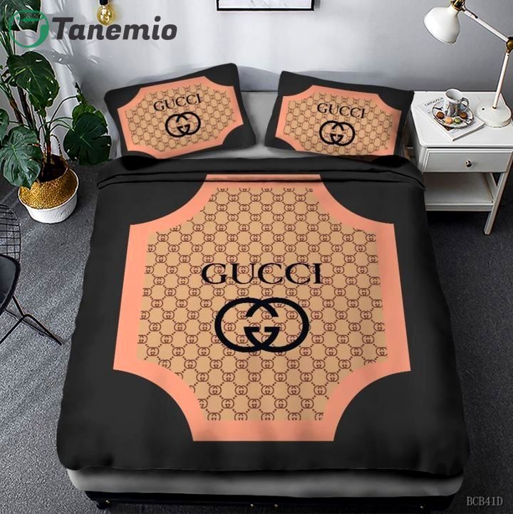 Gucci black pink bedding sets duvet cover sheet cover pillow cases luxury bedroom sets 2022
