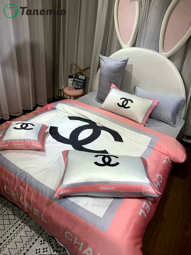 Chanel white pink cute 5 bedding sets duvet cover sheet cover pillow