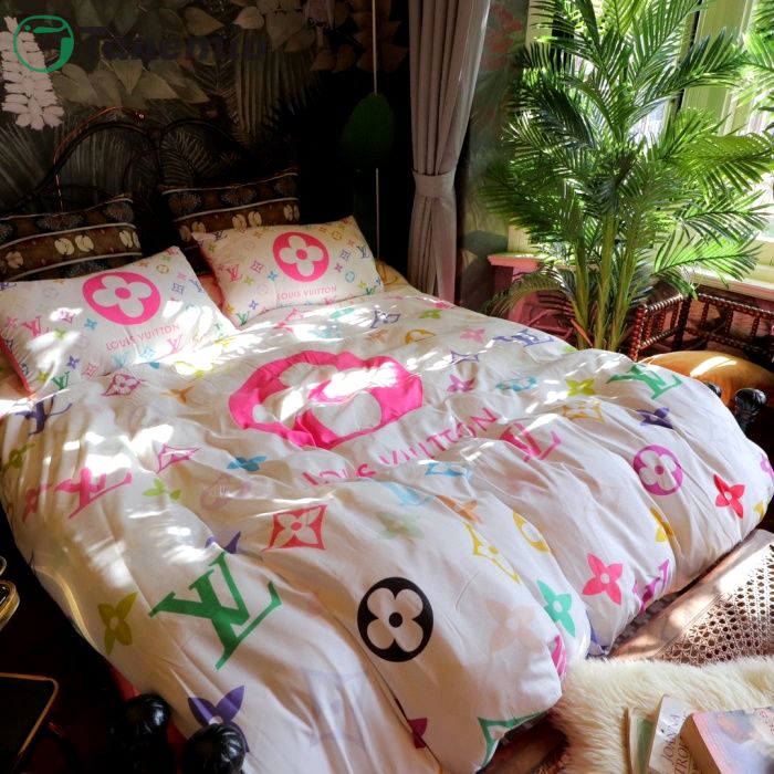 Louis vuitton lv logo type 3524 Bedding Sets luxury ideas blankets