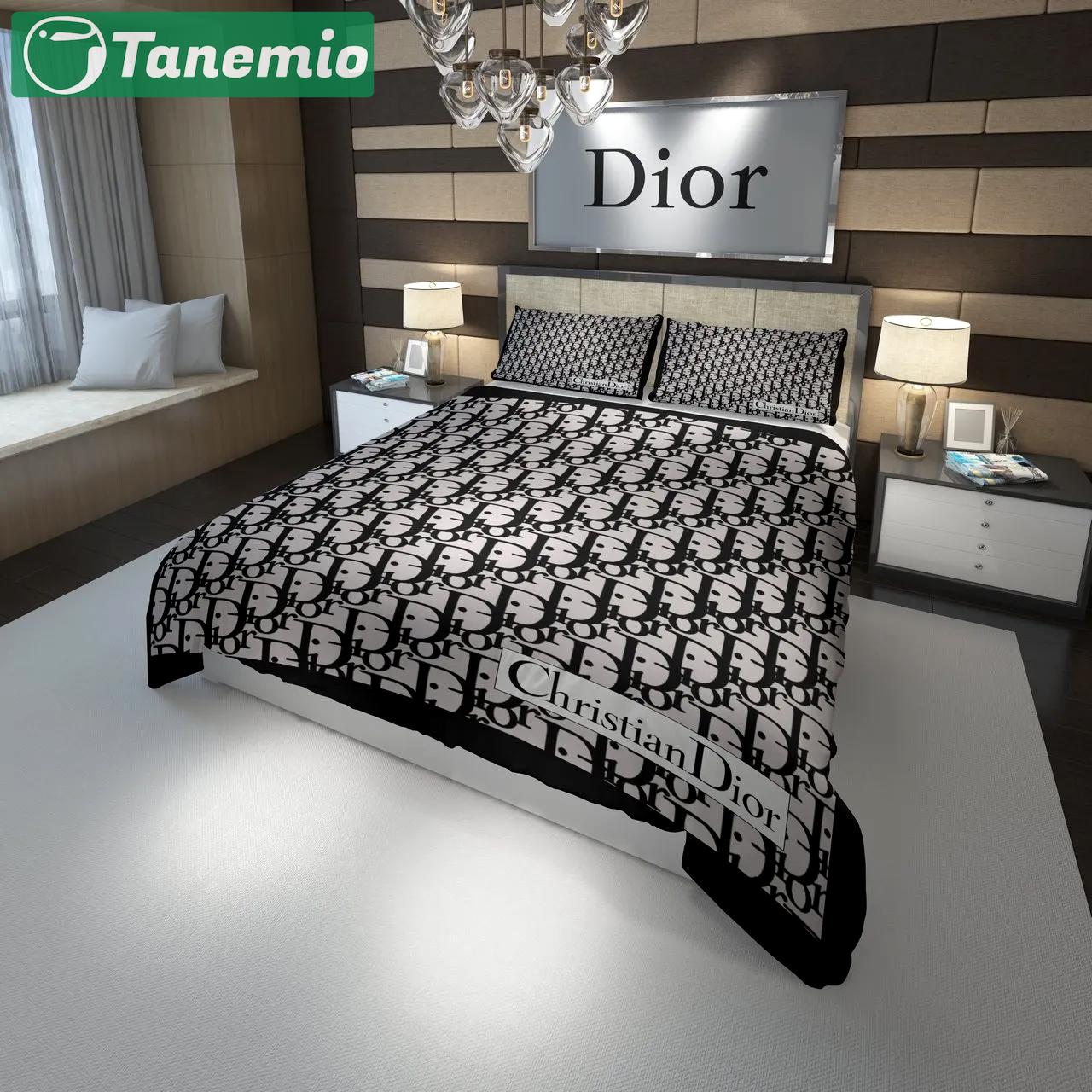 Christian dior logo type 147 Bedding Sets duvet covers luxury ideas blankets sheets home decor hyperbeast Bedroom bed linen premium fashion brand bedspread bedclothes
