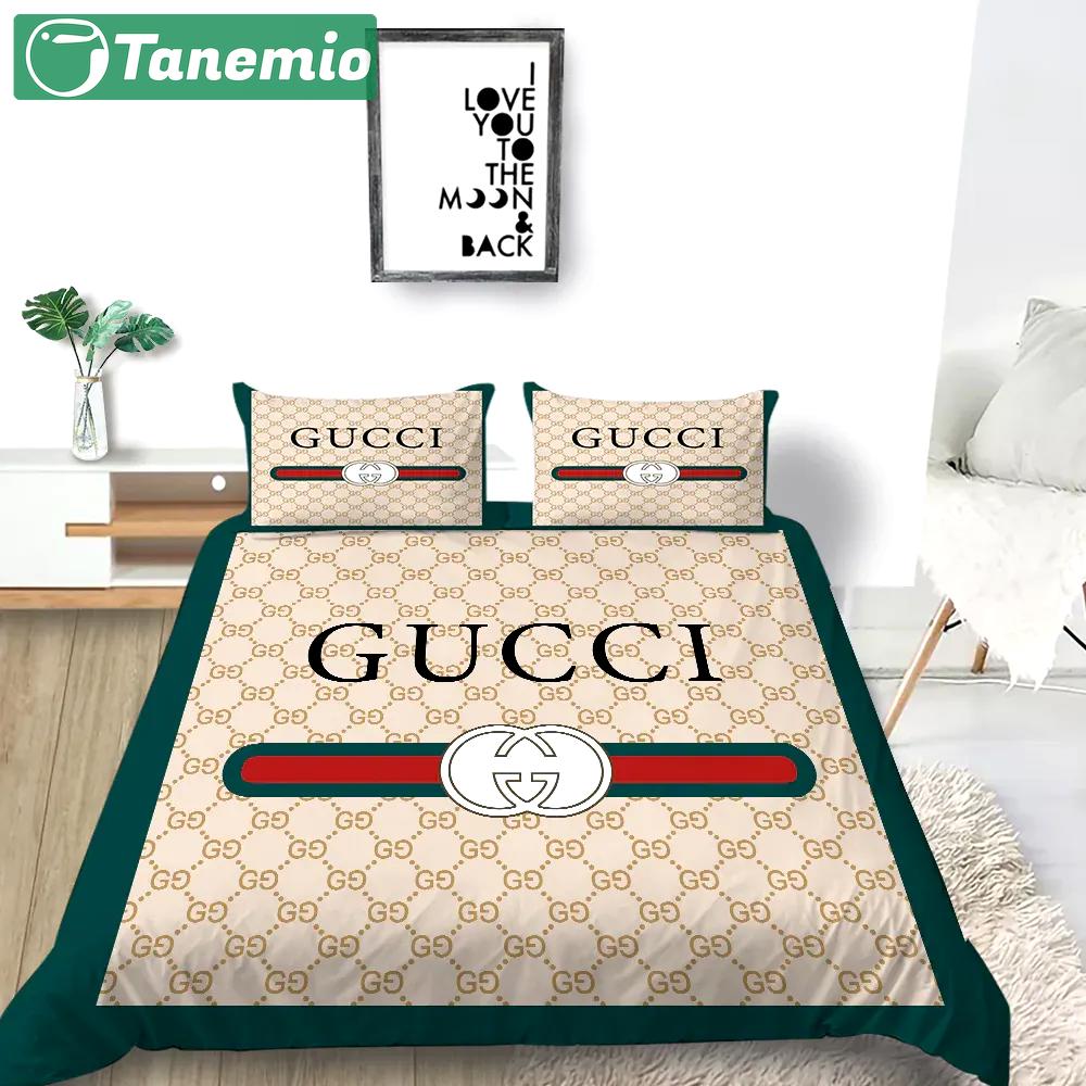Gucci new logo luxury fashion brand bedding sets bedspread duvet cover set best luxury bed sets gift thankgivings and christmas Bedding Sets