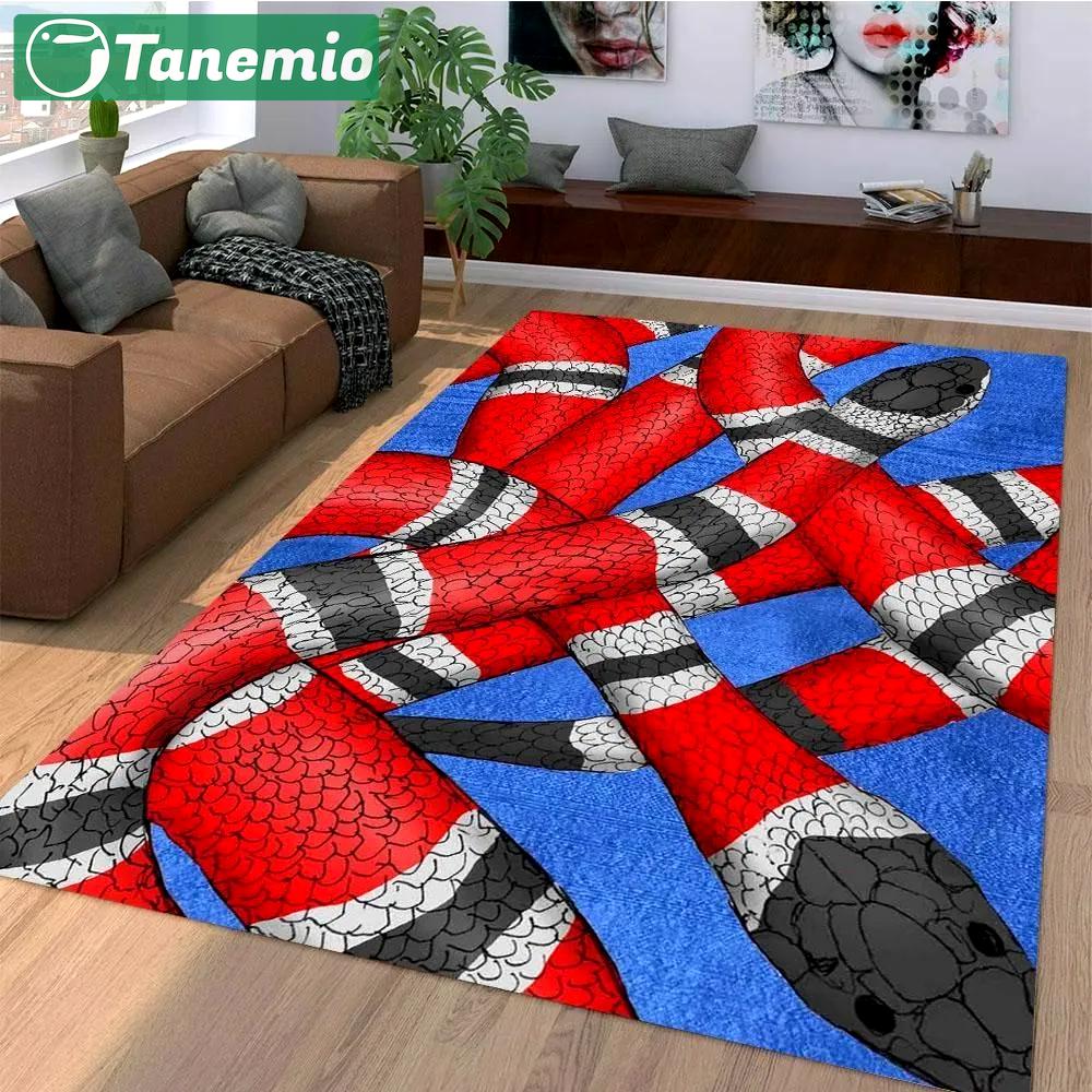 Gucci snake logo type 352. Upgrade Your Living Room with Luxury Home Decor: Area Carpets, Floor Decor, Door Mats, and Hot Gift Items with style a High-End Fashion Brand Rectangle Rug
