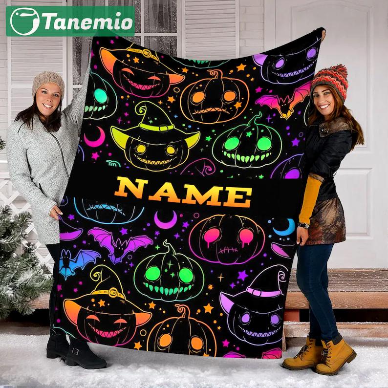 Halloween decorations custom name  pumpkin halloween blanket, witch pumpkins head autumn blanket, fall season blanket, halloween blanket, spooky vibes decor Quilt Blanket
