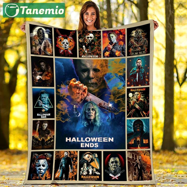 Halloween decorations michael myers halloween ends fleece blanket, personalized michael myers blanket, horror movie blanket, horror character gift, halloween gift Quilt Blanket