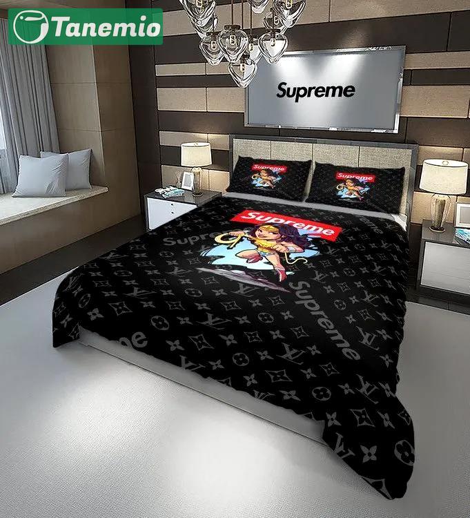 Louis vuitton supreme wonder woman logo type 74 Bedding Sets home decor bedclothes luxury ideas covers bedspread hyperbeast Bedroom bed linen duvet sheets blankets premium fashion brand