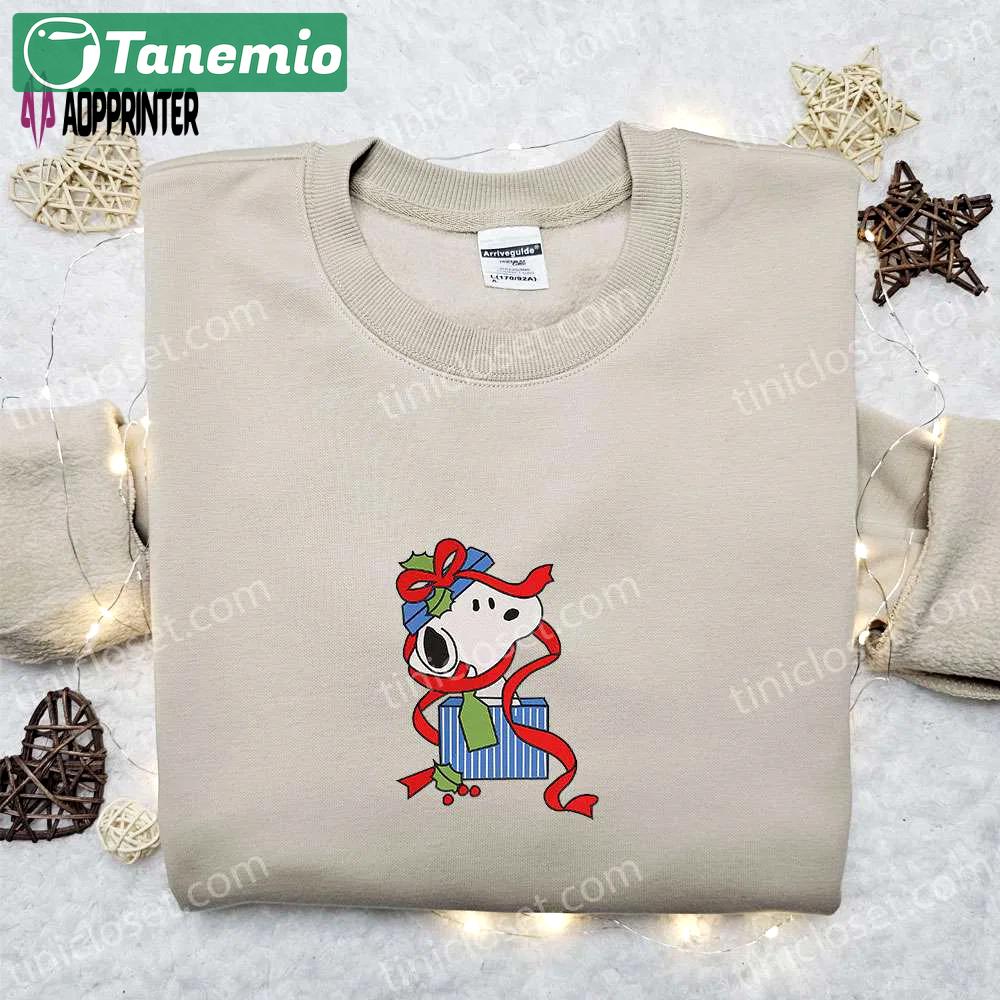 Snoopy christmas gift box shirt & peanuts cartoon hoodie: best family christmas gifts Embroidered Shirt