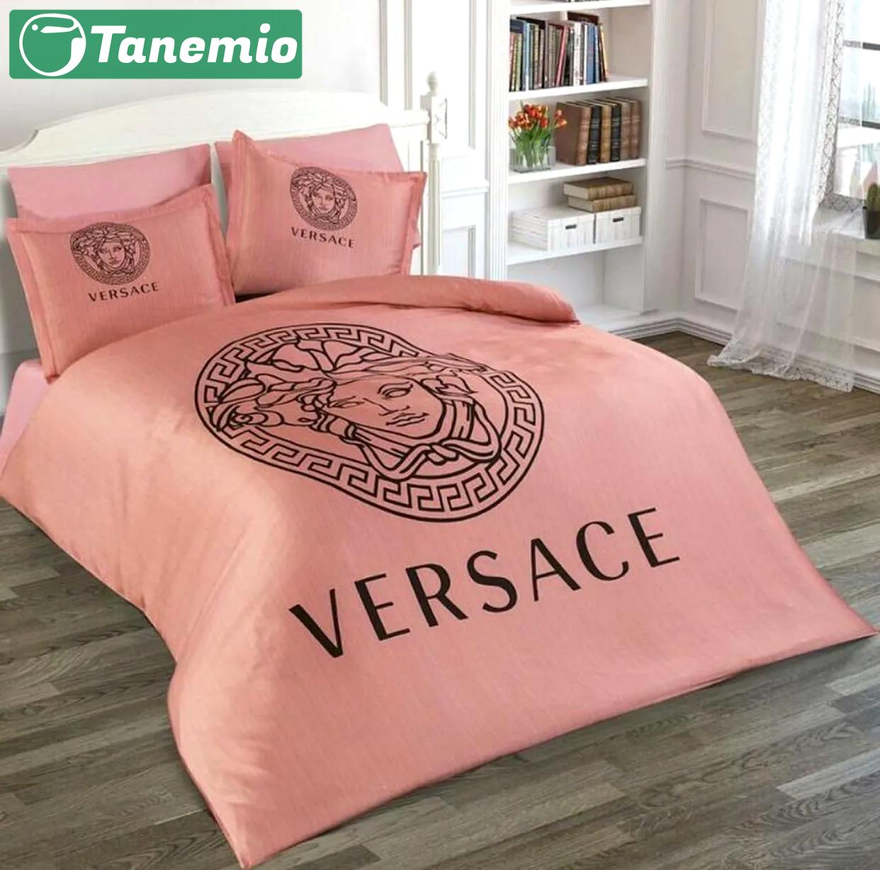 Versace pinky logo type 54 Bedding Sets luxury ideas bed linen bedspread duvet hyperbeast Bedroom covers premium fashion brand bedclothes home decor sheets blankets