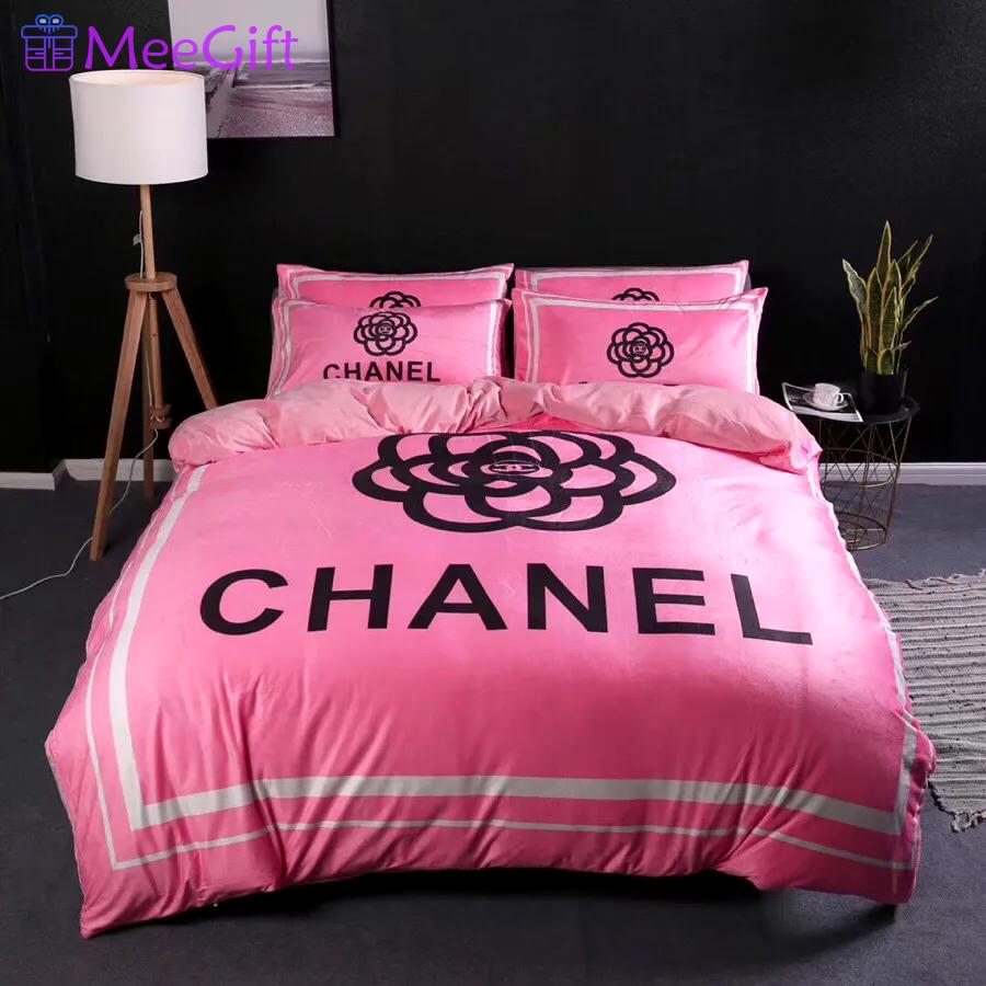 Chanel pinky logo type 480 Bedding Sets home decor blankets covers duvet premium fashion brand bed linen bedclothes luxury ideas bedspread sheets hyperbeast Bedroom
