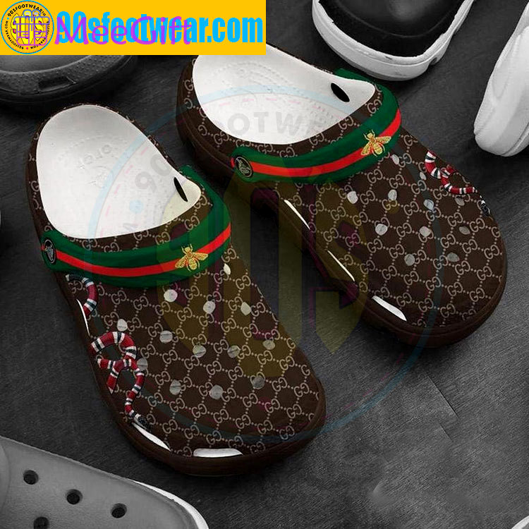 Crocs outfit - gucci crocs – snake and honeybee gucci gg custom classic clog - 801 Crocs Outfit