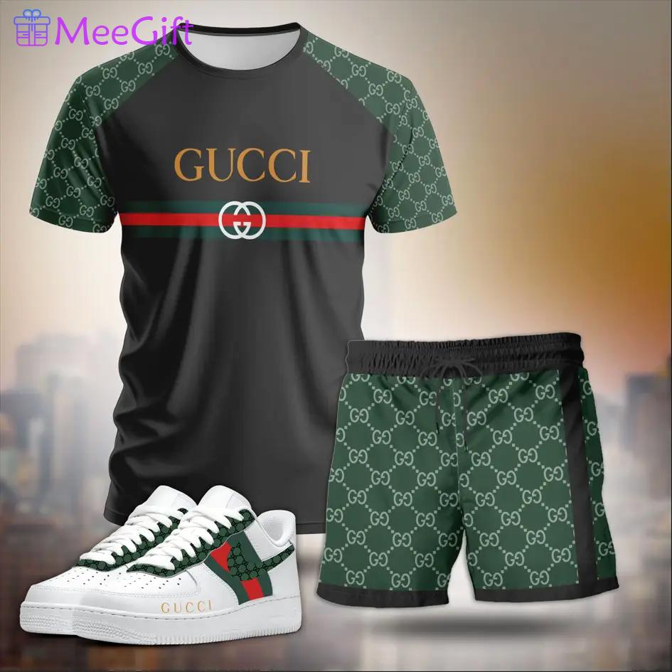 For the girls who love sporty luxe contrast, minimal logo stripe tee outfit t-shirt – black and green monogram print | casual everyday outfit aesthetic ideas T-Shirt Short Sneakers Set