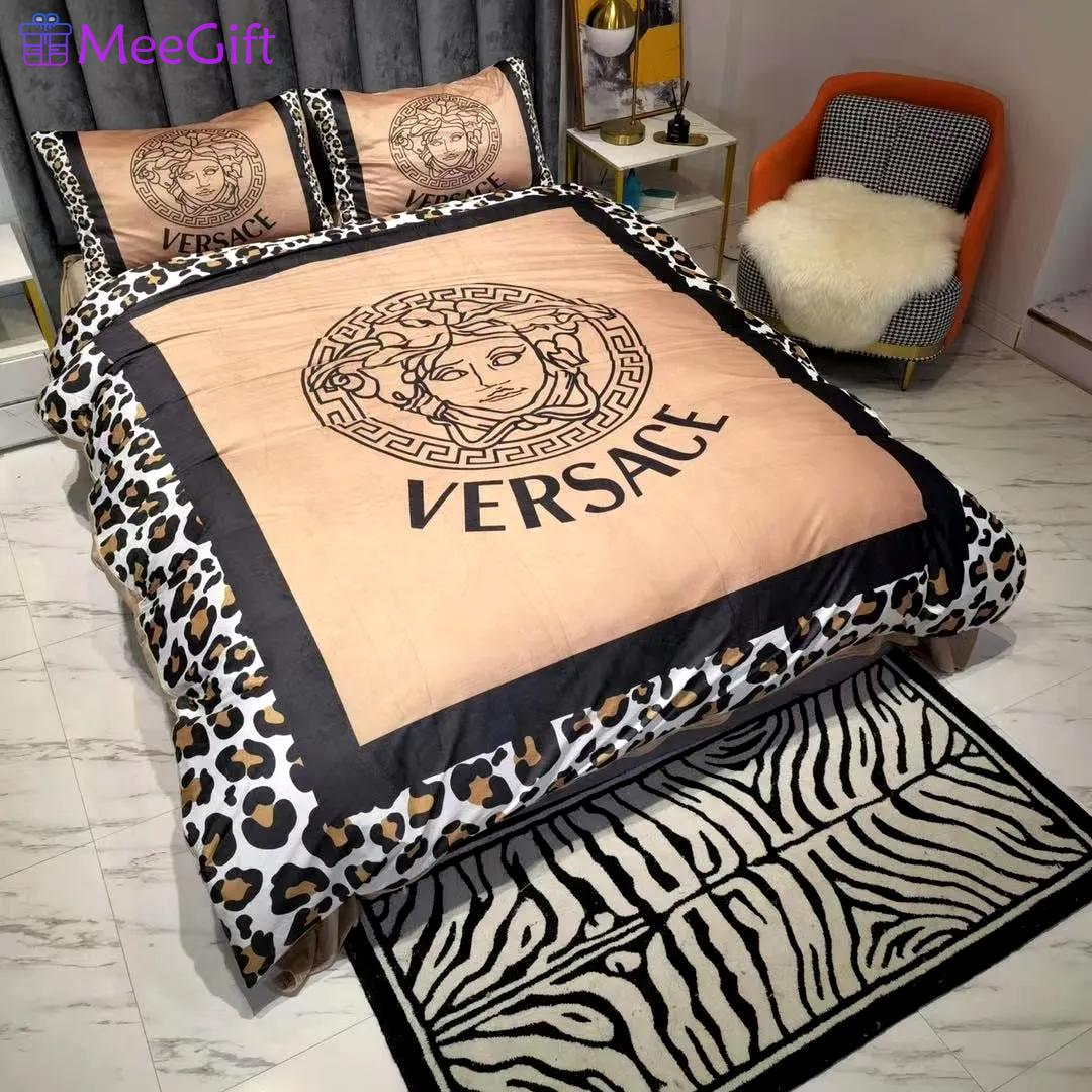 Gianni versace brown logo type 970 Bedding Sets bedclothes bedspread bed linen covers premium fashion brand duvet home decor luxury ideas hyperbeast Bedroom blankets sheets