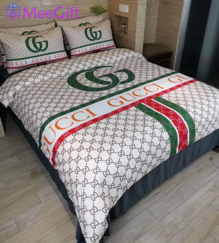 Gucci gc logo type 641 Bedding Sets bedspread sheets duvet bedclothes hyperbeast Bedroom bed linen home decor blankets luxury ideas covers premium fashion brand