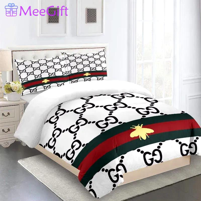Gucci logo type 946 Bedding Sets bed linen sheets blankets bedspread duvet home decor luxury ideas hyperbeast Bedroom bedclothes covers premium fashion brand