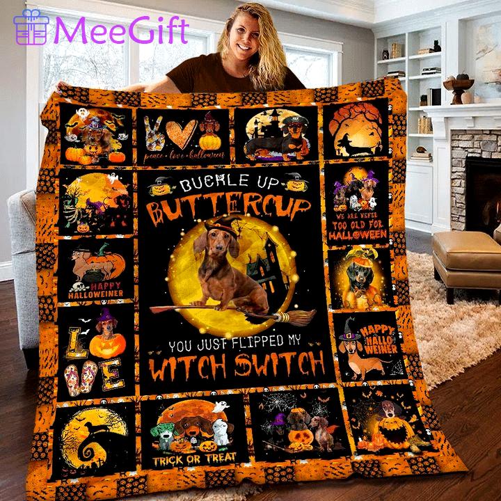 Halloween decorations dachshund halloween quilt blanket Quilt Blanket