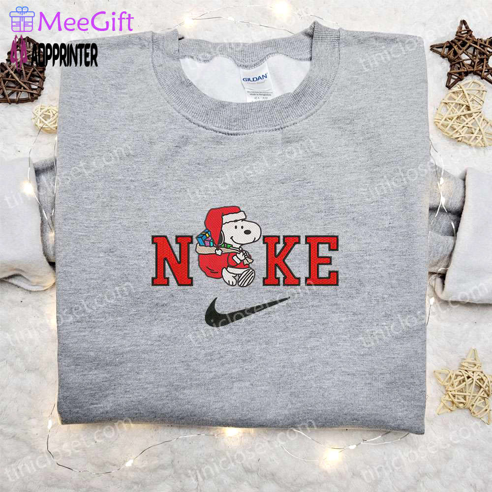 Nike christmas embroidered sweatshirt snoopy santa claus & gifts bag best gift ideas Embroidered Shirt