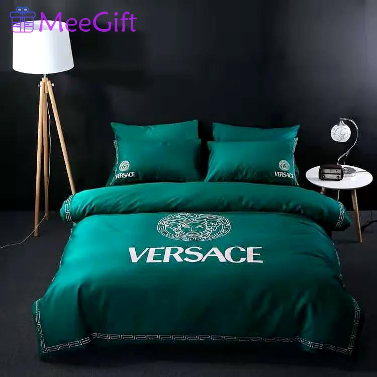 Versace green luxury brand bedding sets bedspread duvet cover set, bedroom decor , thanksgiving decorations for home best luxury bed sets gift thankgivings and christmas Bedding Sets