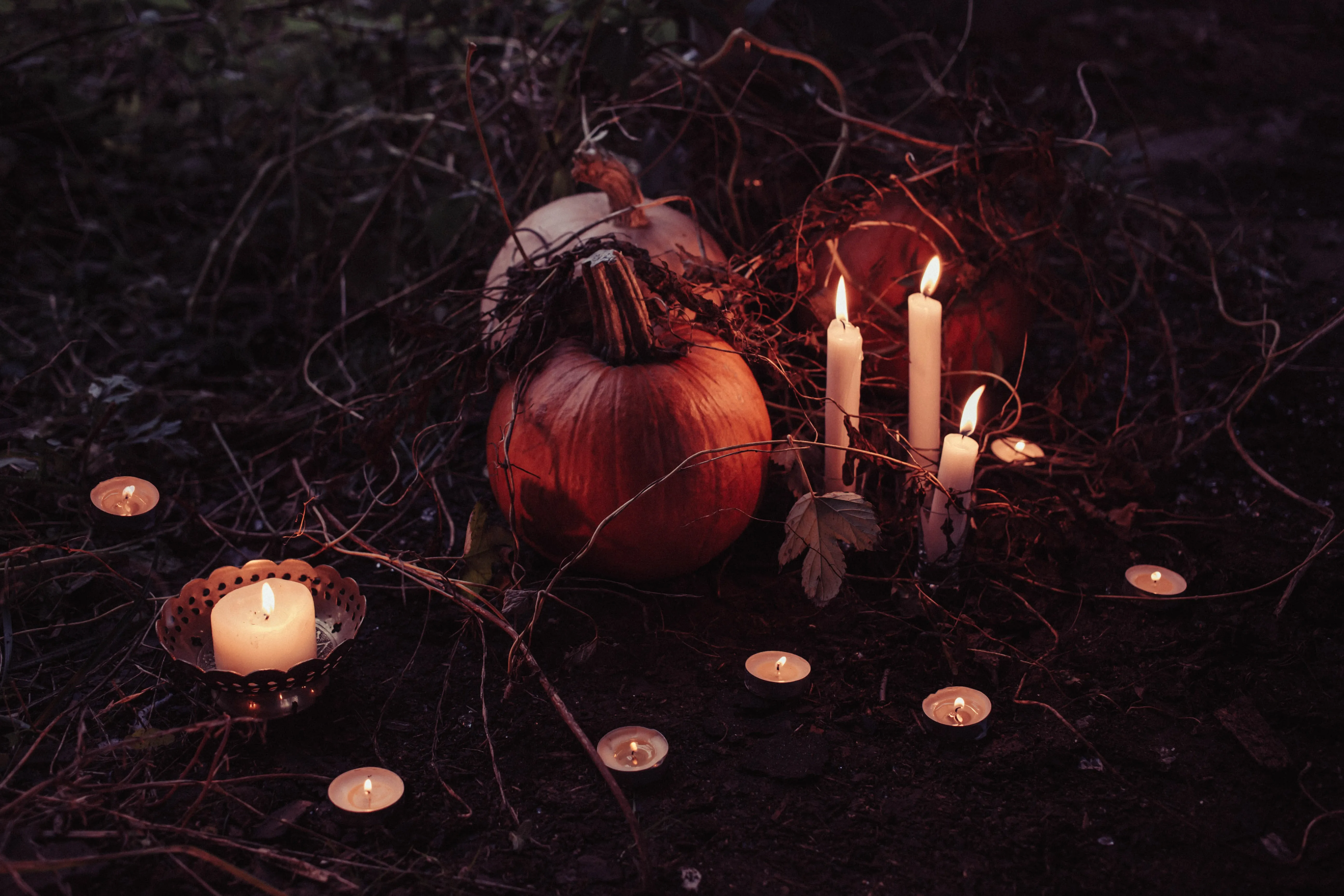 Halloween Home Decoration Ideas: From Scary To Cute