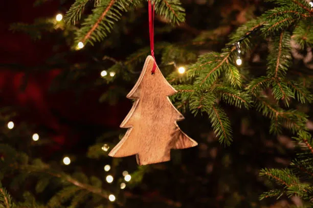 Why Wooden Christmas Decorations Are A Winning Idea