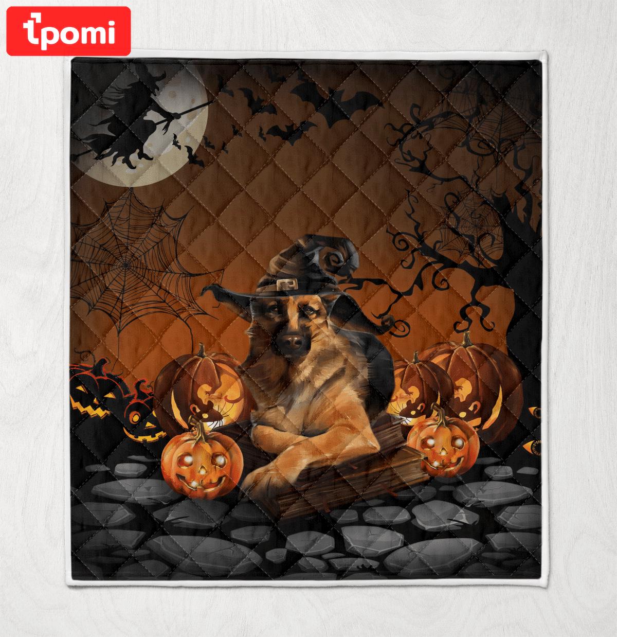 Halloween decorations german shepherd halloween quilt blanket wq2609370 Quilt Blanket