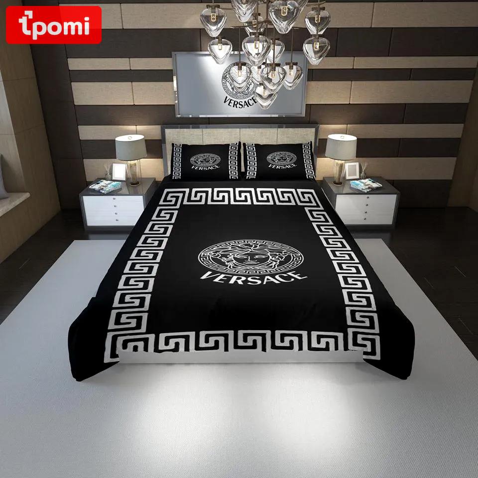 Versace new black luxury fashion brand bedding sets bedspread duvet cover set best luxury bed sets gift thankgivings and christmas Bedding Sets