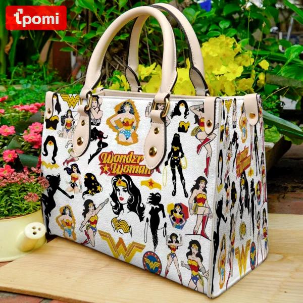 Wonder woman 1 leather handbag for women gift 2492 Women Leather Hand Bag