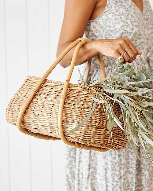 The Enduring Appeal of Handwoven Wicker Baskets: Blending Tradition with Contemporary Style