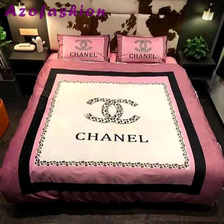 Chanel logo luxury fashion brand bedding sets bedspread duvet cover set best luxury bed sets gift thankgivings and christmas Bedding Sets