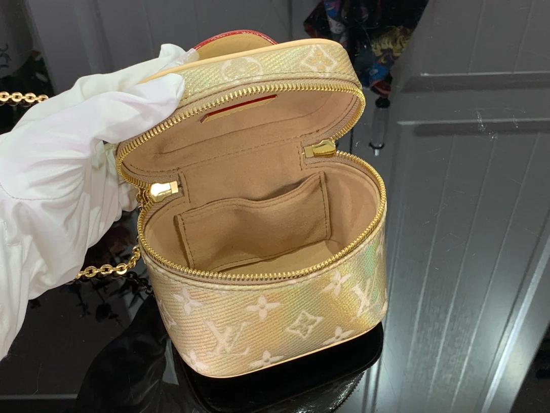 Charm and class: louis vuitton bags edition - 1211