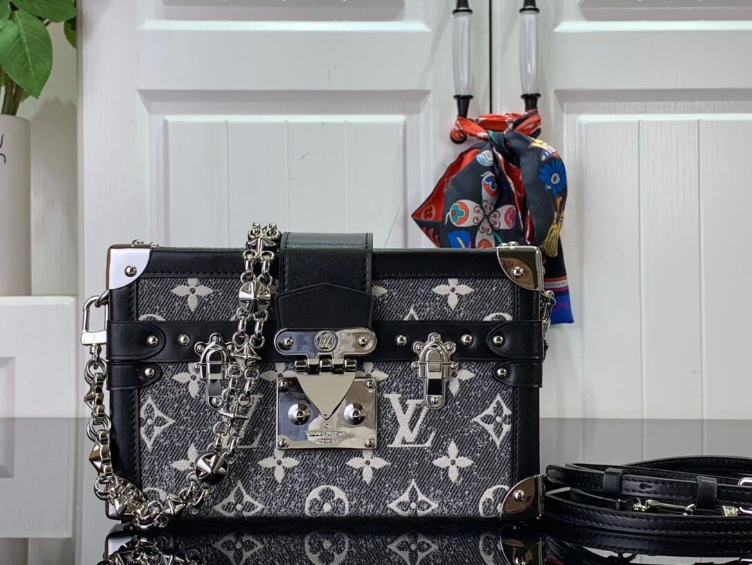 Dive into opulence: louis vuitton handbags collection - 1202