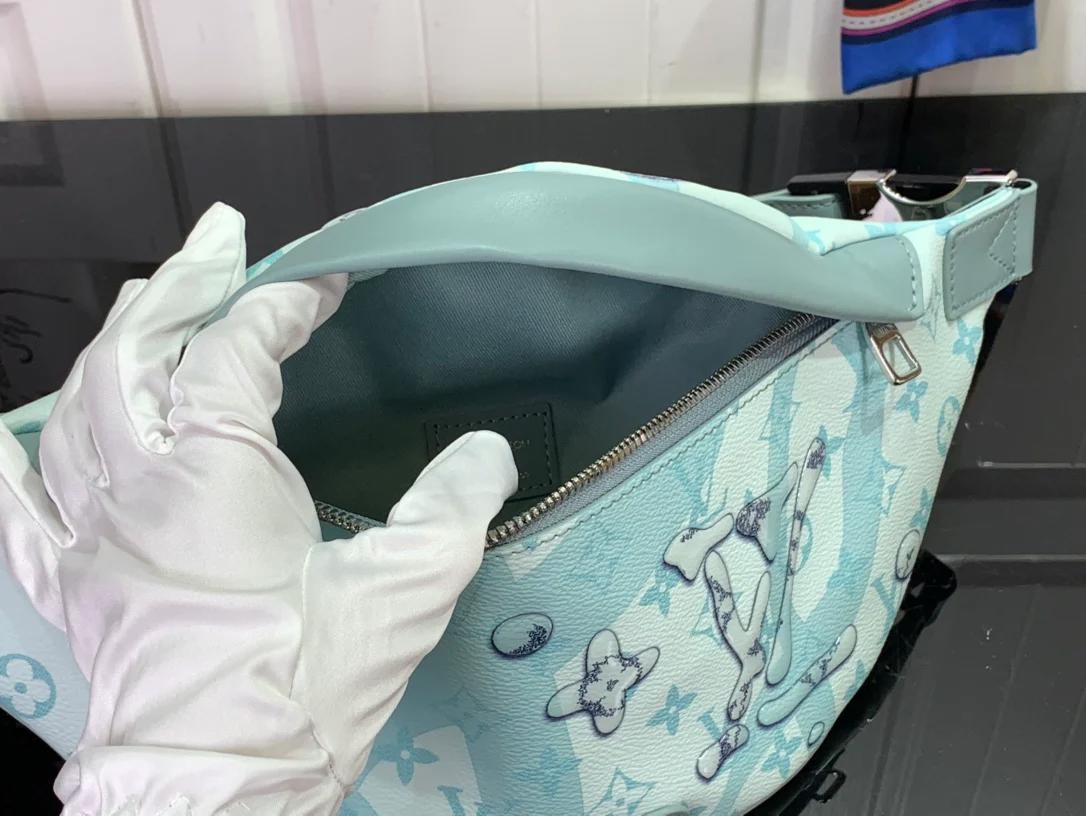 Louis vuitton: a symphony of style in every bag - 1203