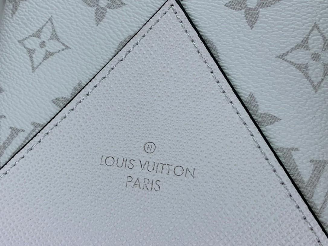 Louis vuitton bags: where fashion meets sophistication - 1207