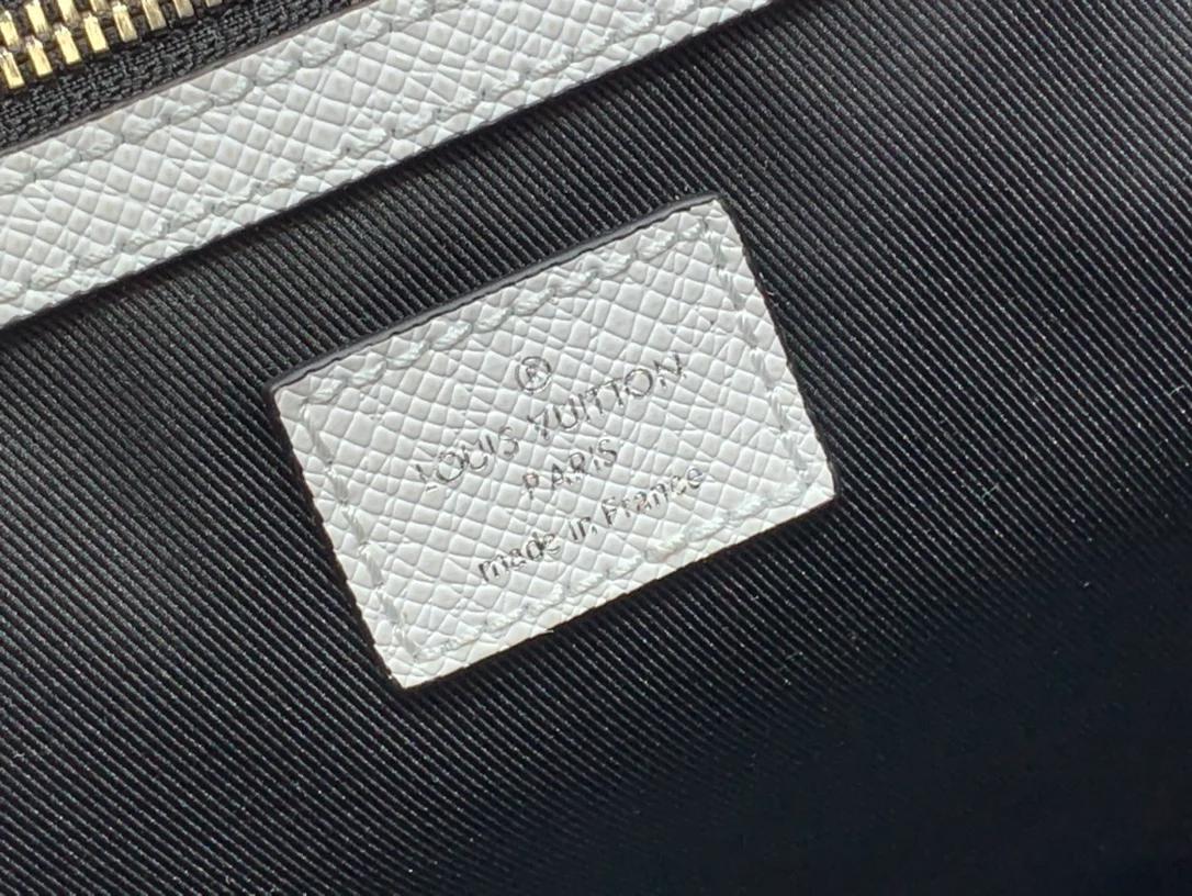 Louis vuitton bags: where fashion meets sophistication - 1207