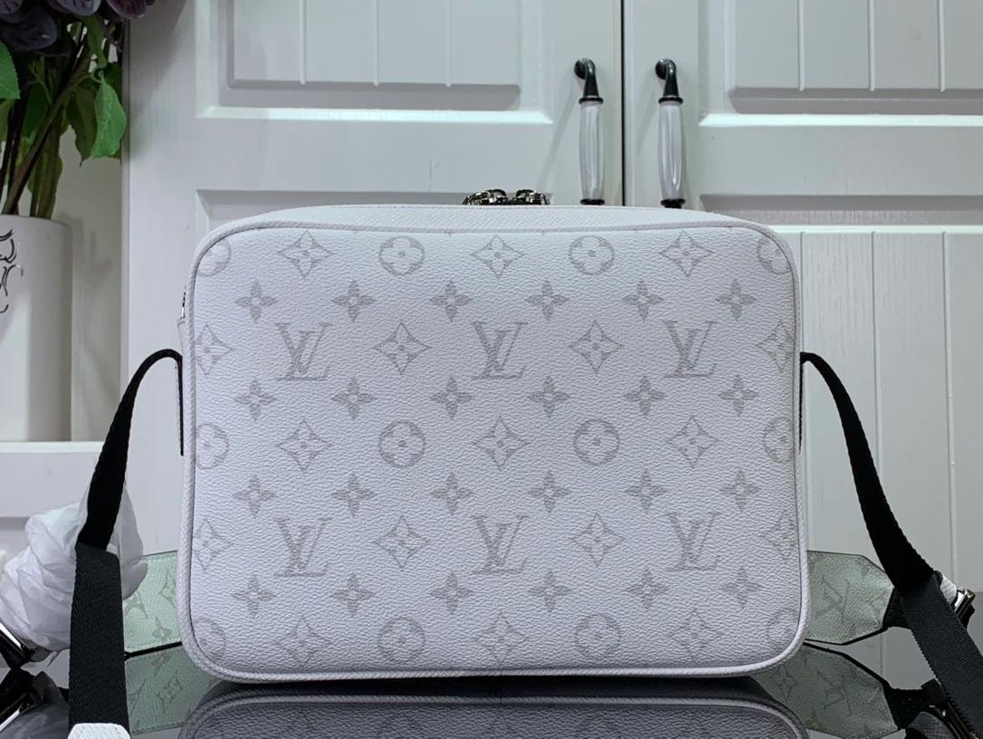 Step into luxury: louis vuitton handbags collection - 1208