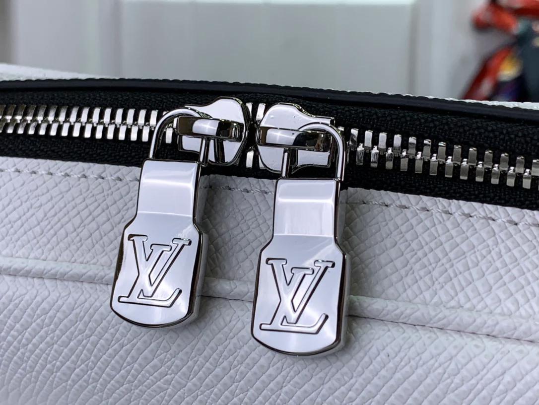 Step into luxury: louis vuitton handbags collection - 1208