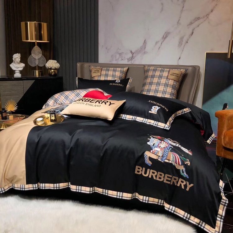 Burberry black luxury fashion brand bedding sets Bedding Sets