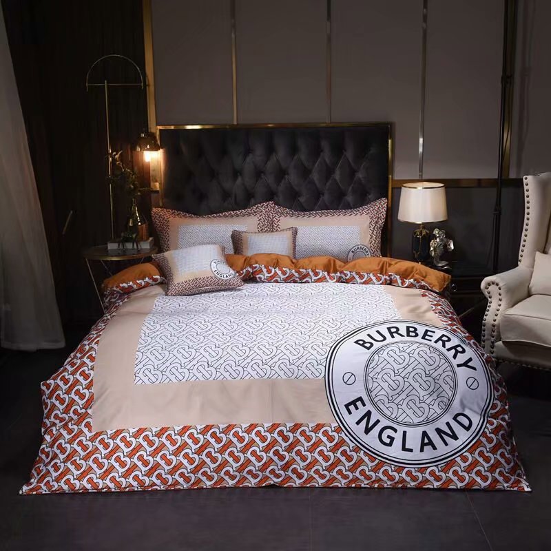 Burberry gold logo type 2229 Bedding Sets sheets home decor premium fashion brand bedclothes bed linen covers luxury ideas bedspread blankets duvet hyperbeast Bedroom