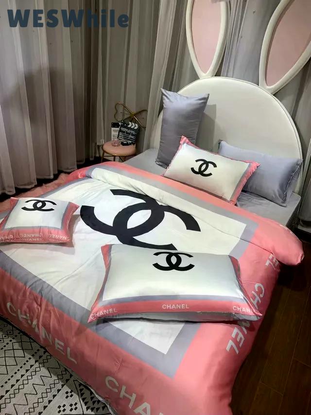 Chanel logo printed bedding sets quilt sets duvet cover luxury brand bedding decor bedroom sets best luxury bed sets gift thankgivings and christmas Bedding Sets