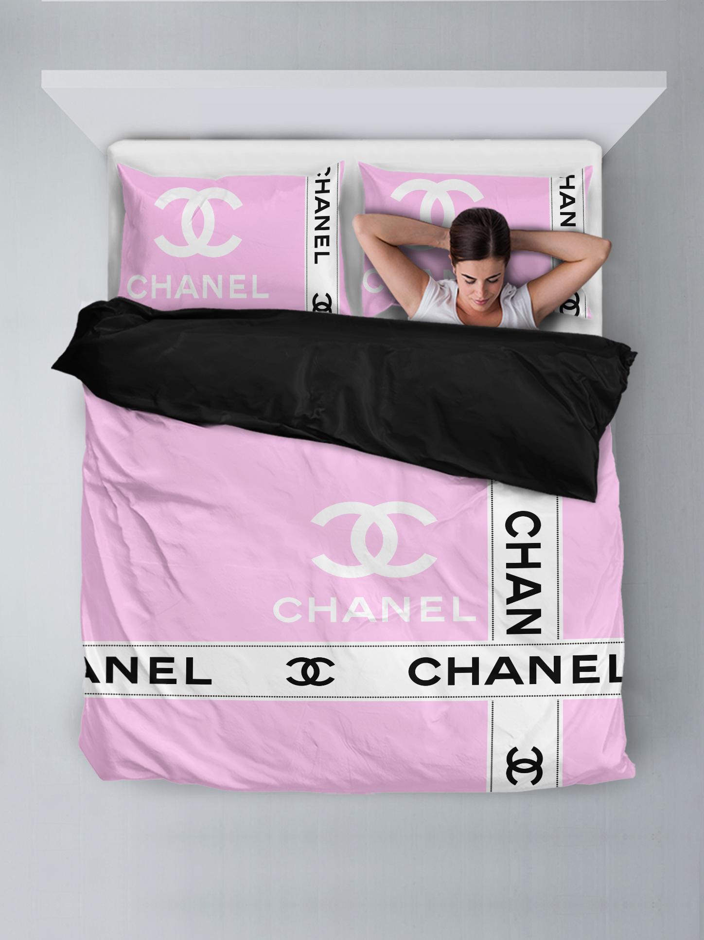 Chanel pink luxury brand high-end    ations Bedding Sets bed linen blankets bedspread covers duvet sheets bedroom idea home decor bedclothes