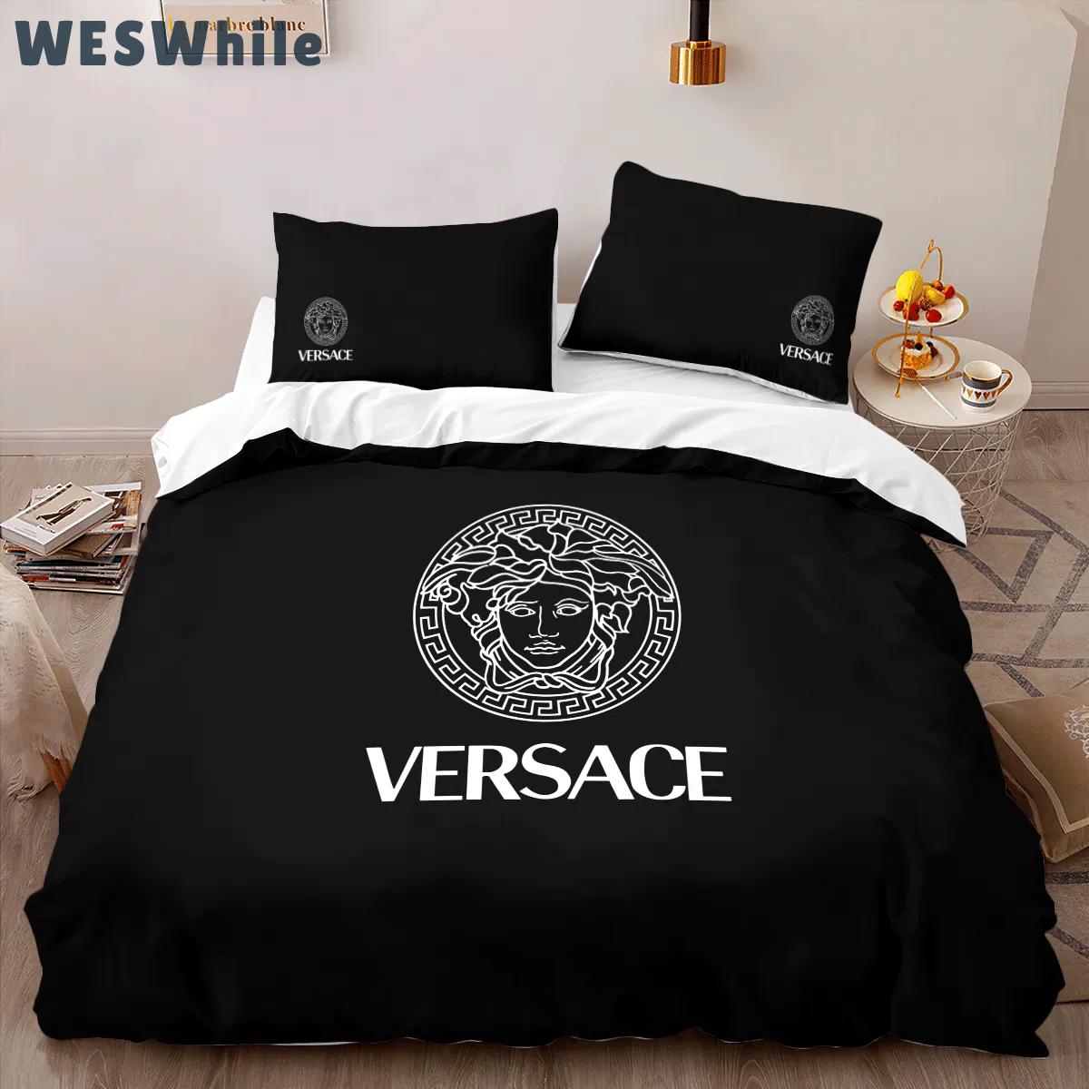 Gianni versace black luxury brand high-end bedding sets, bedroom decor , thanksgiving decorations for home best luxury bed sets gift thankgivings and christmas Bedding Sets