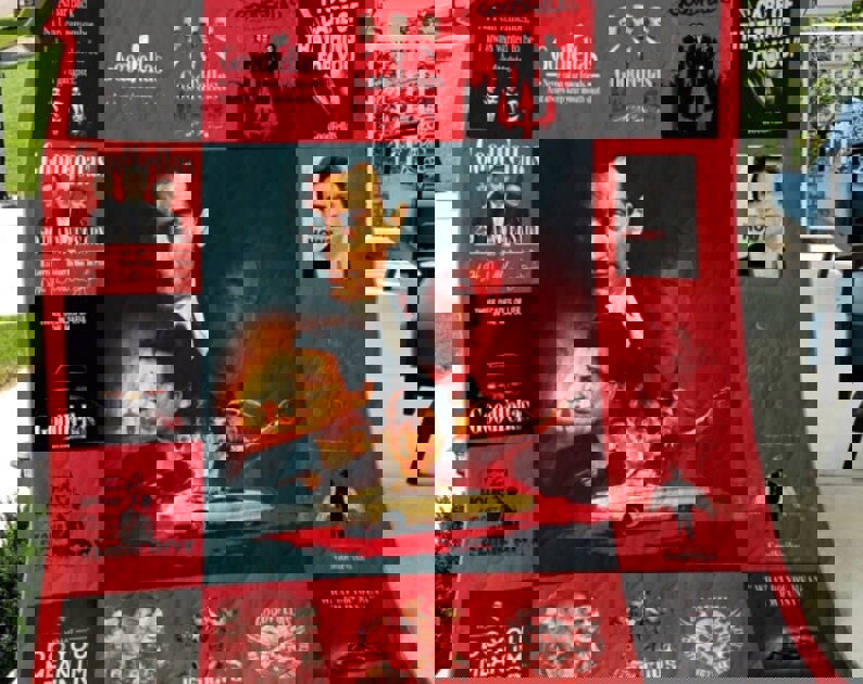 Goodfellas fleece blanket, mink sherpa blanket, goodfellas movie blanket, ghostface blanket Quilt Blanket