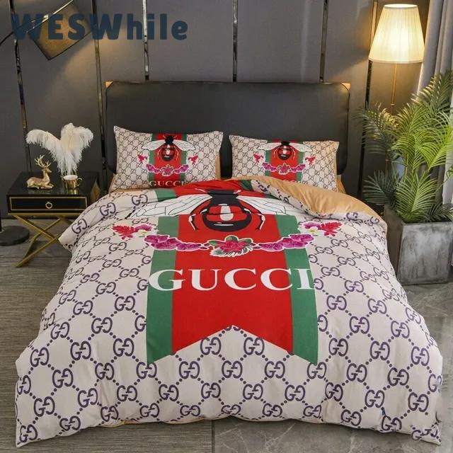 Gucci bee floral luxury brand bedding sets bedspread duvet cover set, bedroom decor , thanksgiving decorations for home best luxury bed sets gift thankgivings and christmas Bedding Sets
