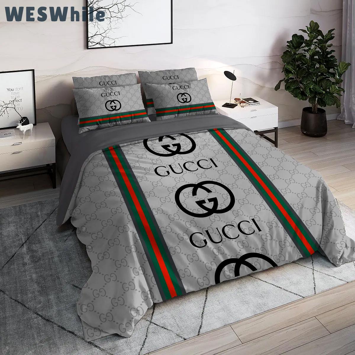 Gucci logo luxury brand high end premium bedding set for bedroom luxury bedspread duvet cover set with pillowcases home decoration Bedding Sets