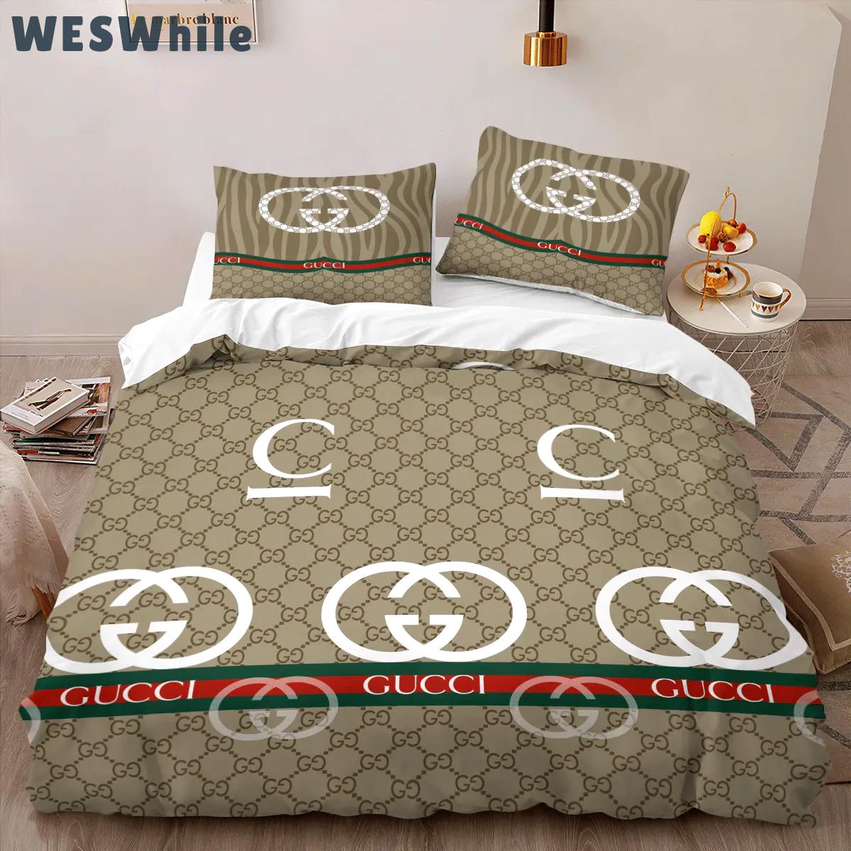 Gucci new limited edition luxury brand high-end bedding sets, bedroom decor , thanksgiving decorations for home best luxury bed sets gift thankgivings and christmas Bedding Sets