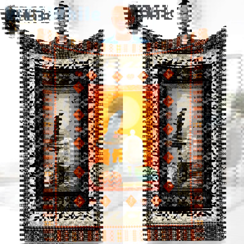 Halloween decorations haunted black crow spider webs skull pumpkin fleece blanket, mink sherpa blanket, halloween blanket, black crow quilt, halloween crow quilt Quilt Blanket