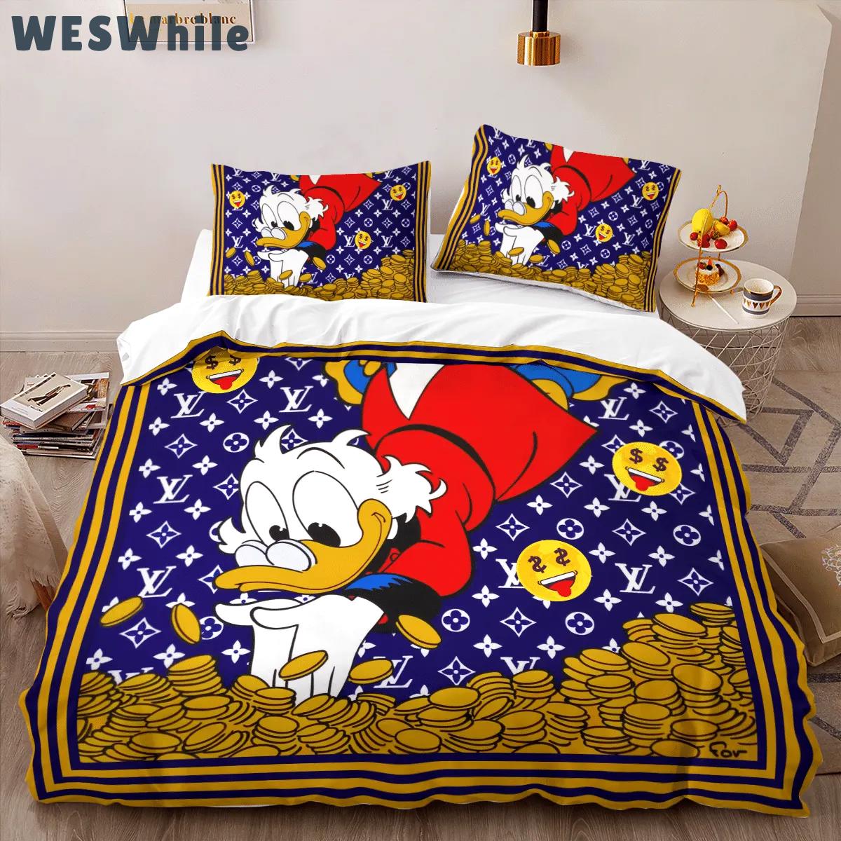 Louis vuitton donald limited edition luxury brand bedding sets bedspread duvet cover set, bedroom decor , thanksgiving decorations for home best luxury bed sets gift thankgivings and christmas Bedding Sets