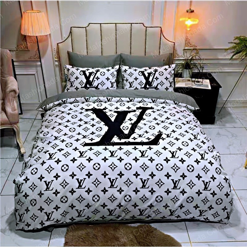 Louis vuitton logo type 1657 Bedding Sets hyperbeast Bedroom sheets blankets premium fashion brand luxury ideas bed linen duvet bedspread home decor covers bedclothes