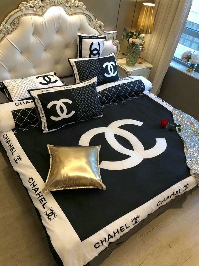 Luxury cn chanel type 90    luxury brand   s Bedding Sets bedspread duvet bedclothes sheets bed linen covers bedroom idea home decor blankets