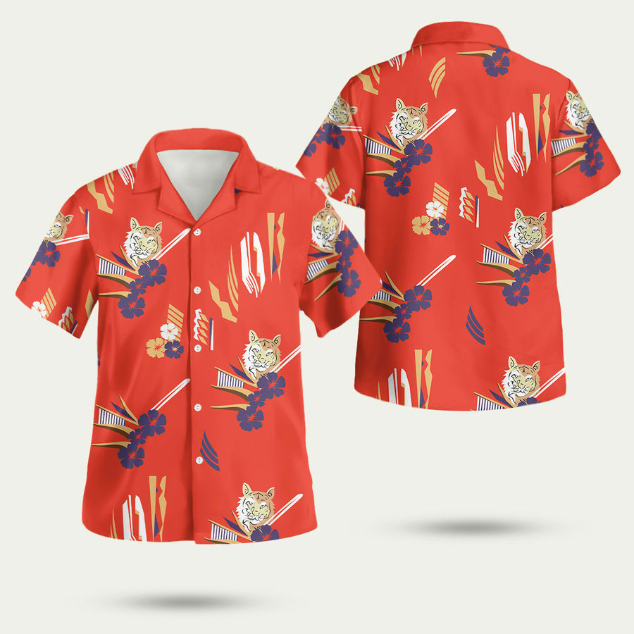 Tony montana al pacino in scarface hawaiian shirt Hawaii Shirt Shorts & Flip Flops