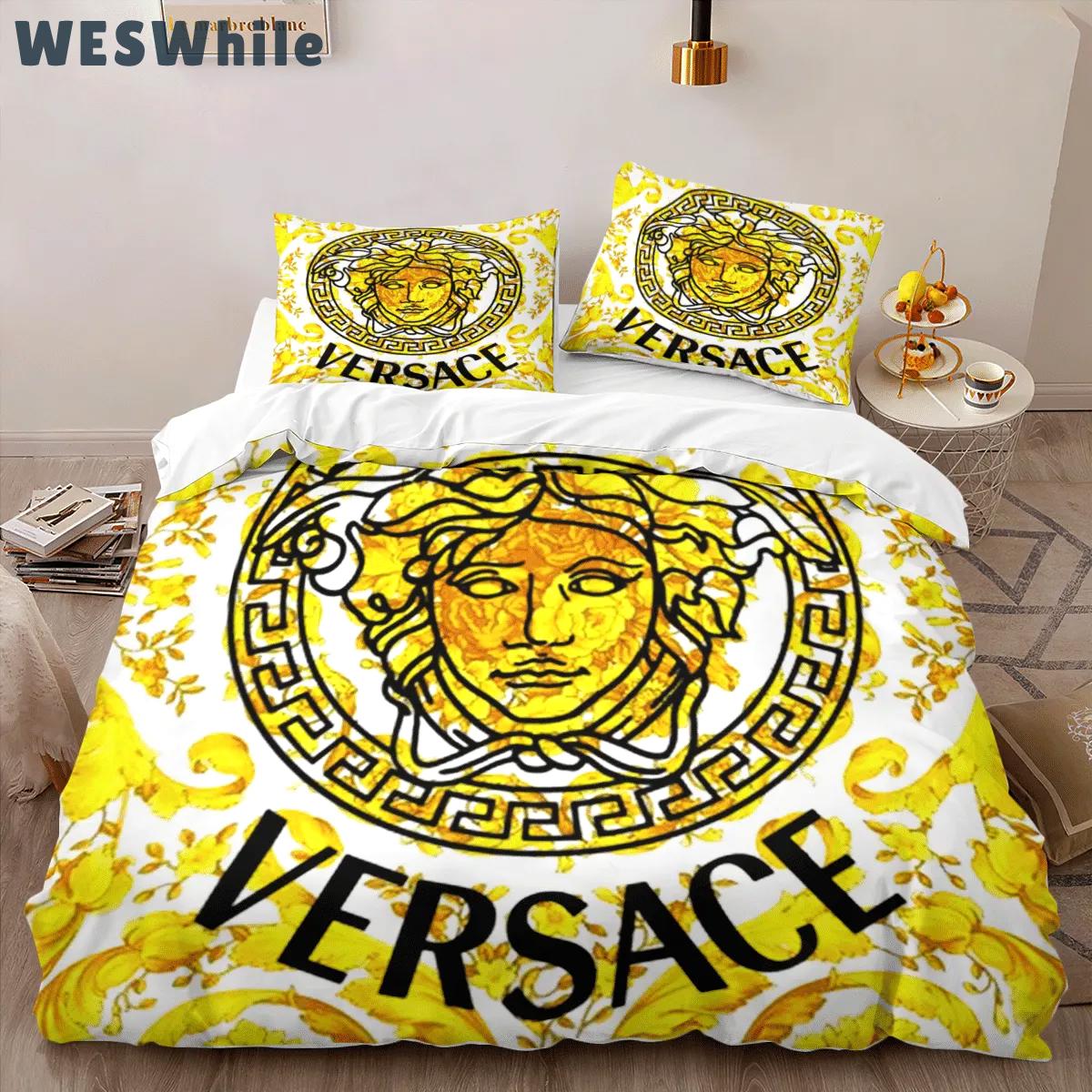 Versace gold limited edition luxury brand high-end bedding sets, bedroom decor , thanksgiving decorations for home best luxury bed sets gift thankgivings and christmas Bedding Sets