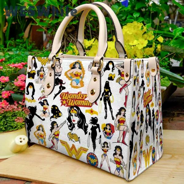 Wonder woman 1 leather handbag for women gift 2492 Women Leather Hand Bag